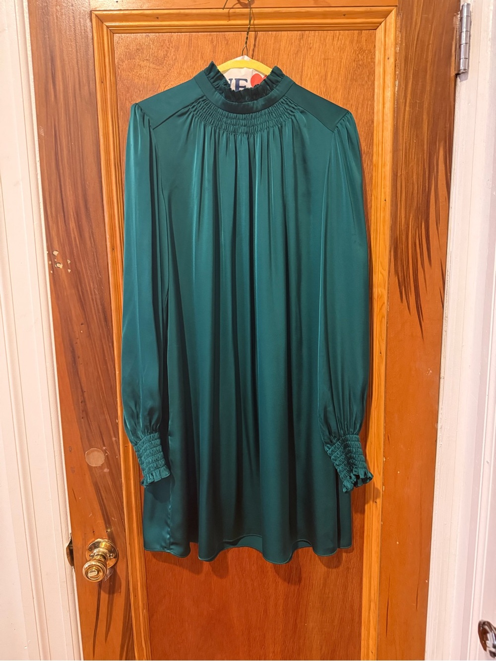 Green Long-Sleeve High-Neck Women's Cocktail Dress